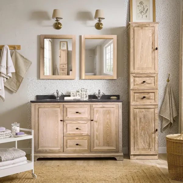 Ensemble salle de bain : Double vasque, armoires, colonne