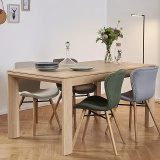 Table rectangulaire extensible en bois massif : 6 personnes