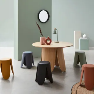 Table ronde de salle à manger en bois design D120 - CROCUS - HELLIN