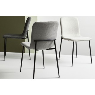 Chaise design en tissu et pieds en métal noir (lot de 4) BREDA - HELLIN