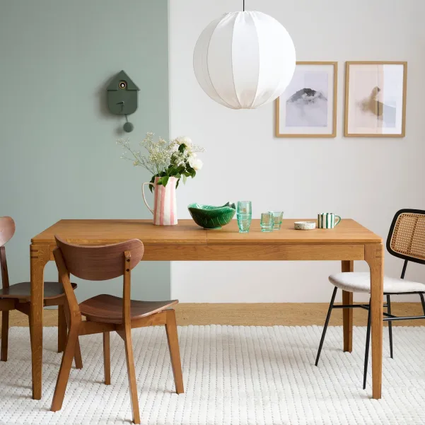 Table à manger rectangulaire extensible en bois finition noyer L160/234 10 personnes BONIE - HELLIN
