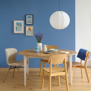 Table ronde extensible en chêne/grège 4/6 places D105 pieds fuseau VICTORIA - HELLIN