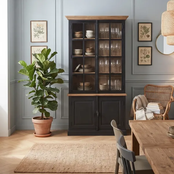 Vaisselier en bois et teck massif pour une ambiance cosy