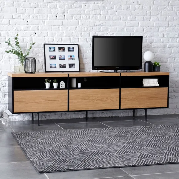 Meuble TV bas moderne de rangement en bois et métal | Hellin