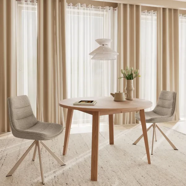 Table ronde extensible en chêne blanchi L120/220 4/6 places ALISIA - HELLIN