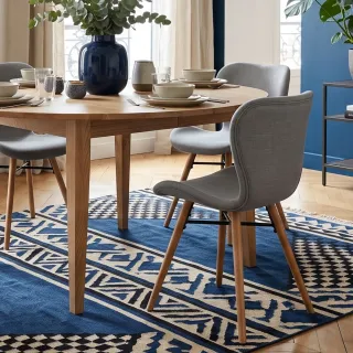 Chaise bois de chêne et tissu coloré : style scandinave | Hellin