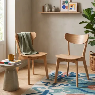 Chaise scandinave en bois naturel ou noir : lot de deux | Hellin